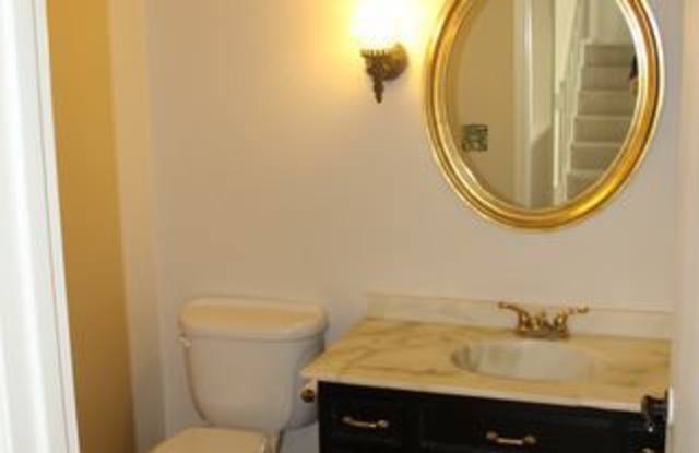9224 Powhatan Gallery 2