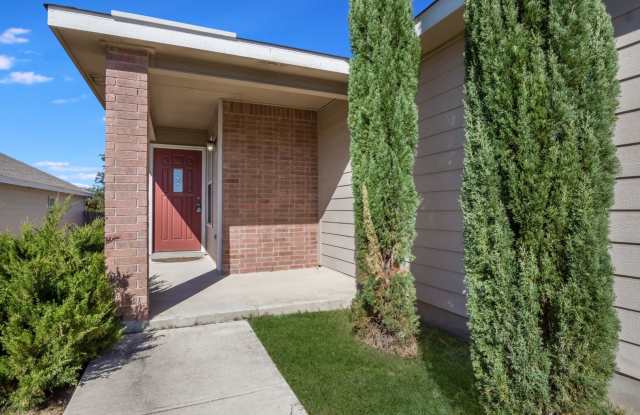 Your Next Chapter Starts Here! Charming 3-Bedroom Home in Bulverde Village! Gallery 4
