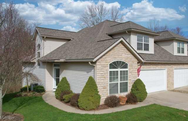 4586 Creekside Drive photos photos