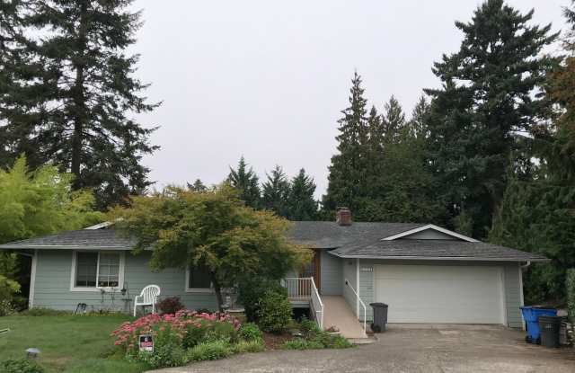 Completely Remodeled Garrison Heights Home for Lease - 8714 NE 13th St Gallery 1