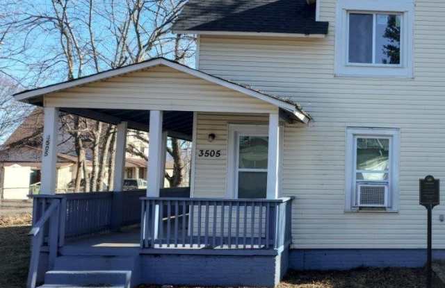 3505 Alpine Street photos photos