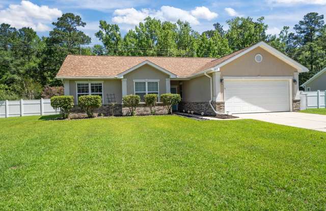 Park West Beauty! 3-Bedroom Home with Screened Porch and Fenced Backyard Gallery 4