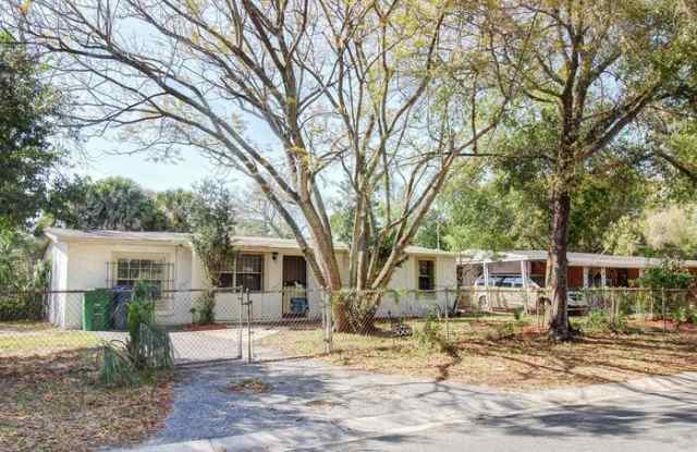 3006 Arrow Street Gallery 2
