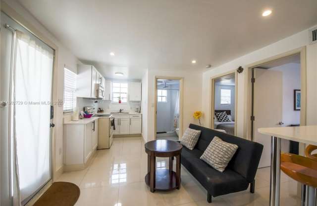 227 NW 34th St photos photos