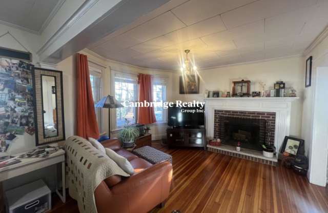 10 Townsend Rd. Gallery 1