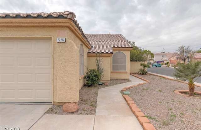 7225 Scenic Hills Drive Gallery 4