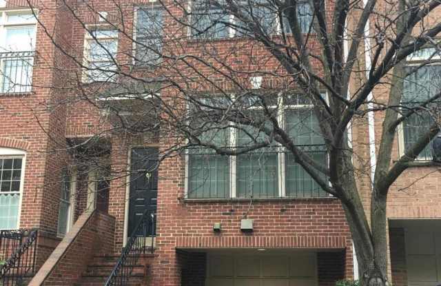 1528 N COLONIAL CT - 1528 North Colonial Court, Arlington, VA 22209