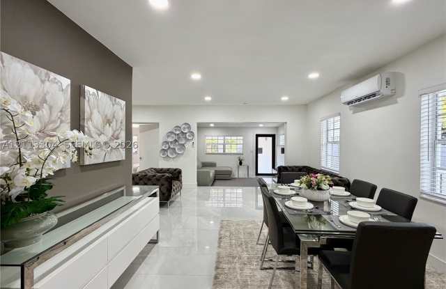1810 SW 5th Ave Gallery 1