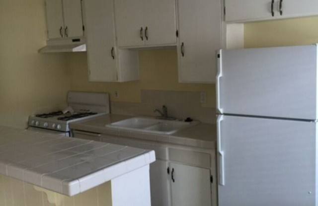 13th Street Apartments Gallery 2