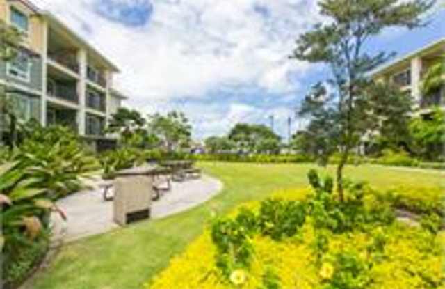 Live in the Heart of Kailua Town in this rarely available end unit! - 501 Kailua Road, Honolulu County, HI 96734
