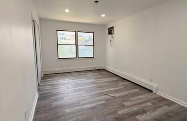 123 Summit Avenue Gallery 4