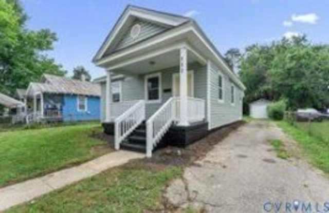222 Elm Street Gallery 2