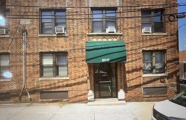 9017 BERGENWOOD AVE photos photos