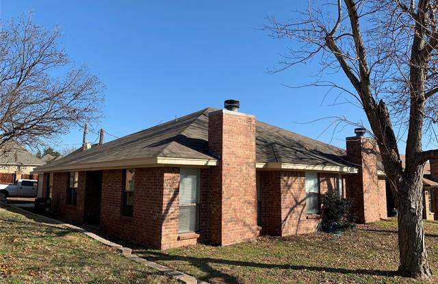 4643 Sausalito Drive - 4643 Sausalito Drive, Arlington, TX 76016