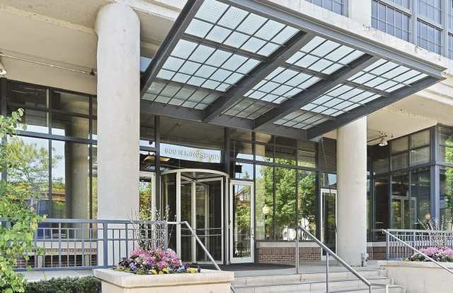 900 N Kingsbury Street 851 - 900 North Kingsbury Street, Chicago, IL 60610 900 N Kingsbury Street 851 - 900 North Kingsbury Street, Chicago, IL 60610