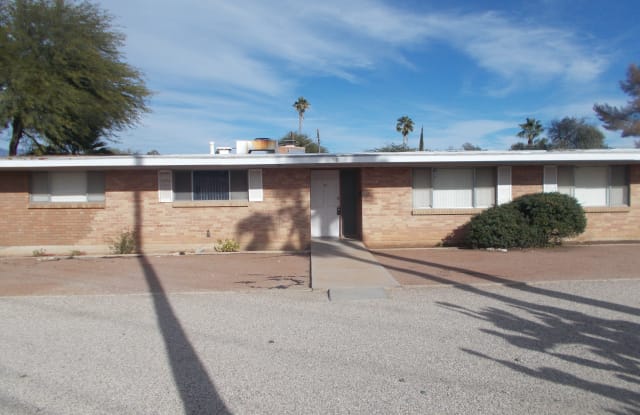 5101 E 8th St - 5101 East 8th Street, Tucson, AZ 85711