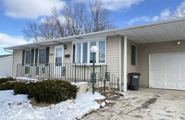 2388 Martin Drive photos photos