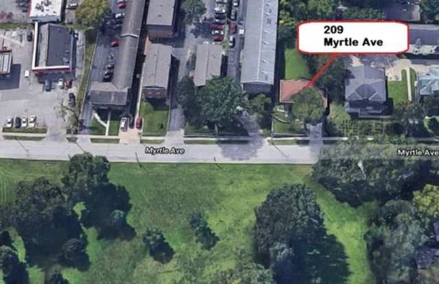 209 Myrtle Avenue Gallery 2