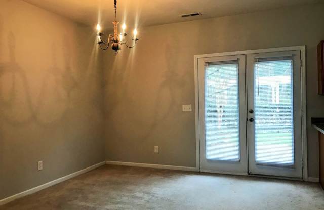 6631 Dunton Street Gallery 4