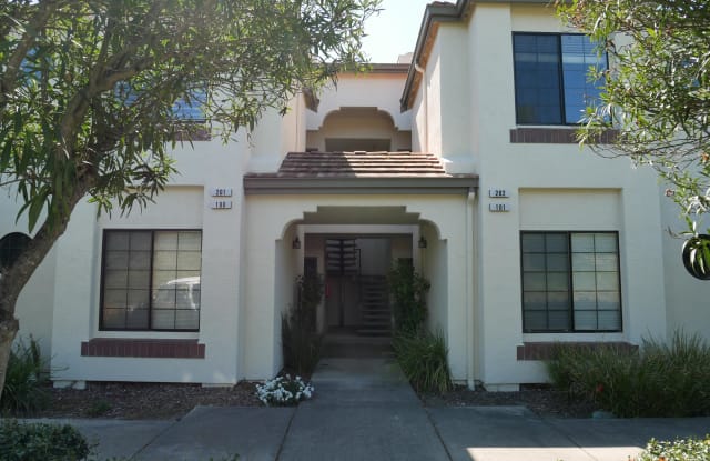 5032 Lakeview Dr., #202 - 5032 Lakeview Drive, San Ramon, CA 94582