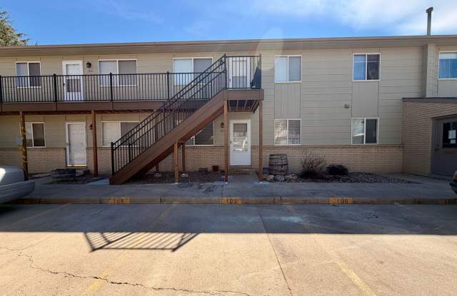 Bright End-Unit Condo – 2 Bed/1 Bath, Single-Level, No Stairs! photos photos Bright End-Unit Condo – 2 Bed/1 Bath, Single-Level, No Stairs! photos photos