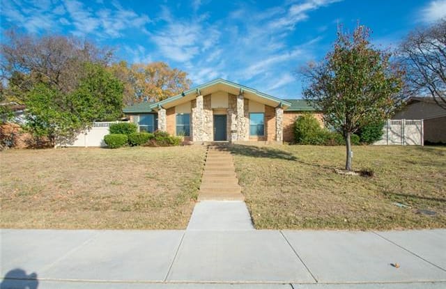 1206 Capetown Drive - 1206 Capetown Drive, Grand Prairie, TX 75050