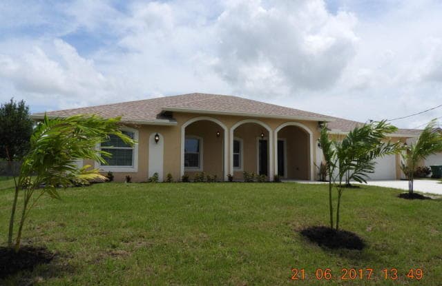 2942 SE Bella Road - 2942 Southeast Bella Road, Port St. Lucie, FL 34984