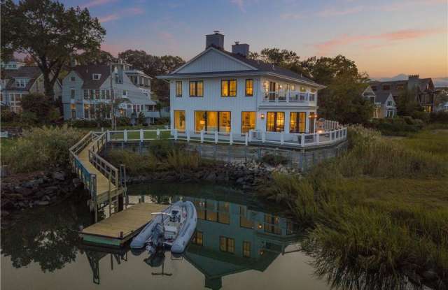 10 Nearwater Road Gallery 2