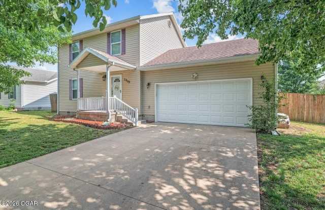 2098 Webbwood Drive Gallery 2
