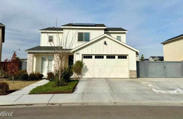 9006 Sevenleaf Way - 9006 Sevenleaf Way, Shafter, CA 93263