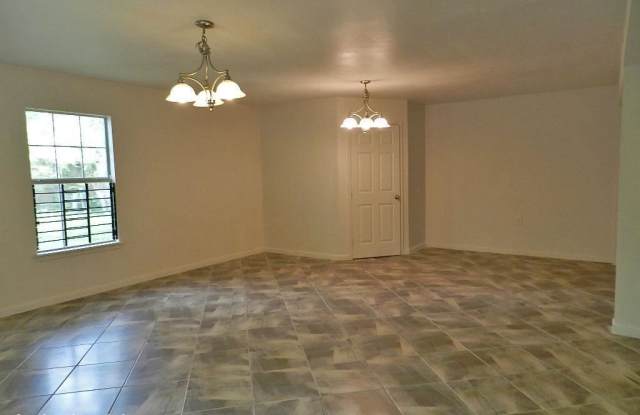 3707 Dalmatian Dr Gallery 2