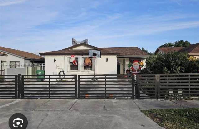 18317 SW 114th Ct - 18317 Southwest 114th Court, South Miami Heights, FL 33157