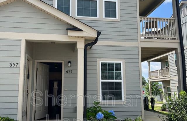 655 Dobhill Lane photos photos