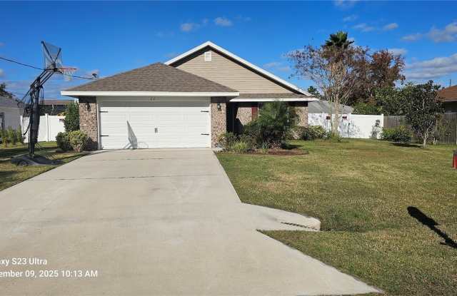 11 BIRCHTREE WAY photos photos