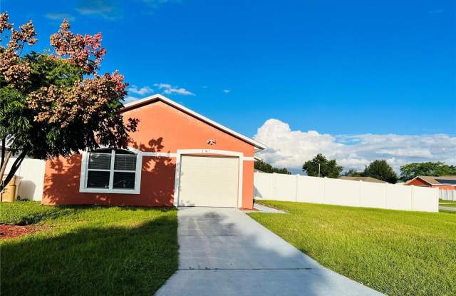 191 TOLUCA DRIVE - 191 Toluca Drive, Buenaventura Lakes, FL 34743