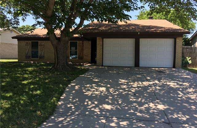 404 Fox Drive - 404 Fox Drive, Saginaw, TX 76179