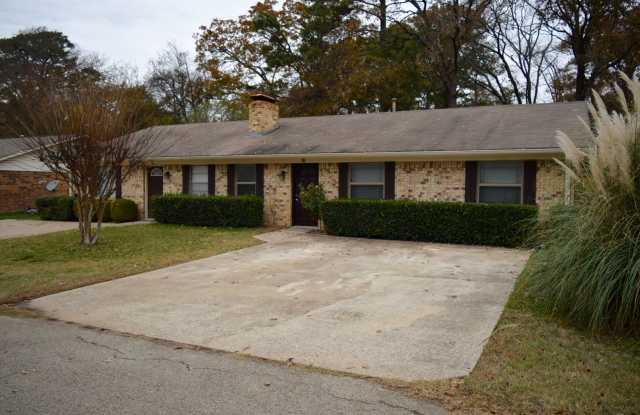 8414 Cambridge Rd. #C04 photos photos