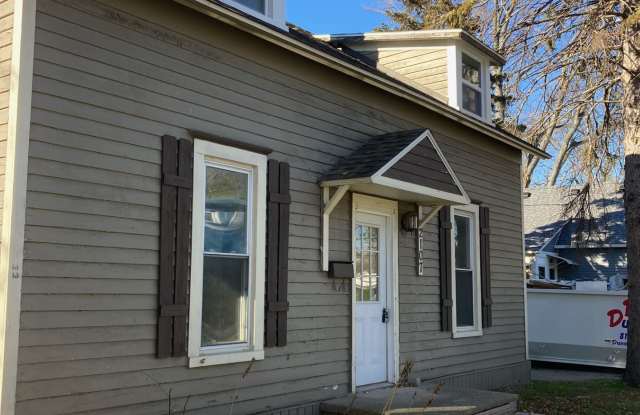 2107 Poplar Street photos photos