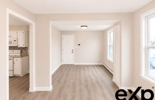 75 Haviland Ave. Gallery 3