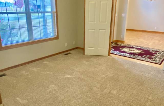 1702 Lakeview Gallery 4
