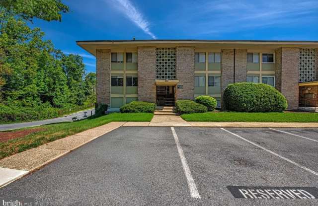 7170 DONNELL Gallery 3