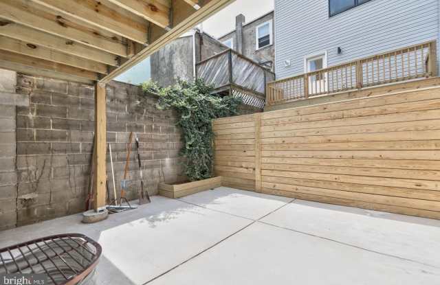 1322 N HOPE STREET photos photos