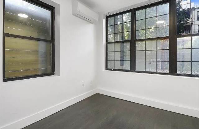 771 Lexington ave Gallery 3