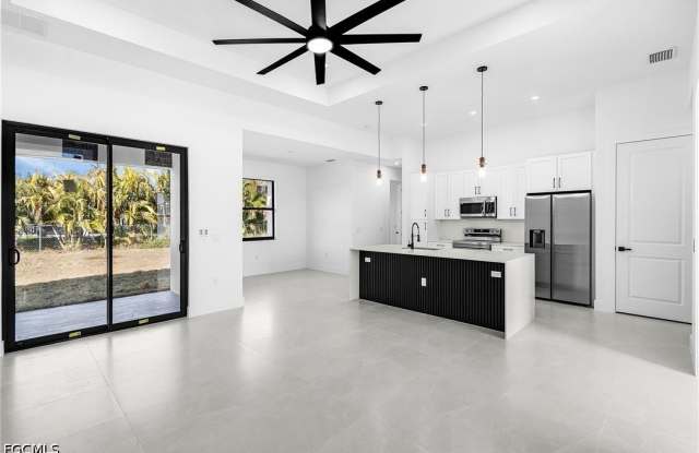 2213 NE 13th Avenue Gallery 4