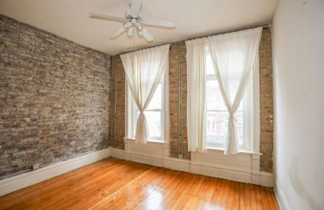 1957 West Chicago Ave. photos photos