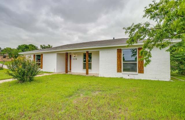 220 Rolling Hills Drive Gallery 3