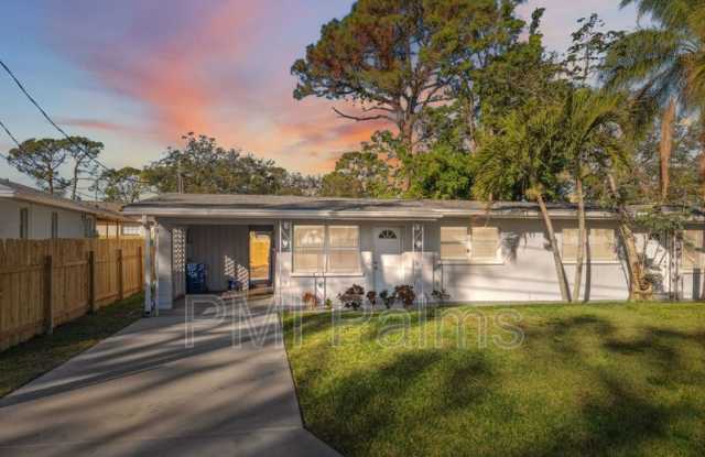8812 Phyliss Ave. - 8812 Phyliss Avenue, Vamo, FL 34231
