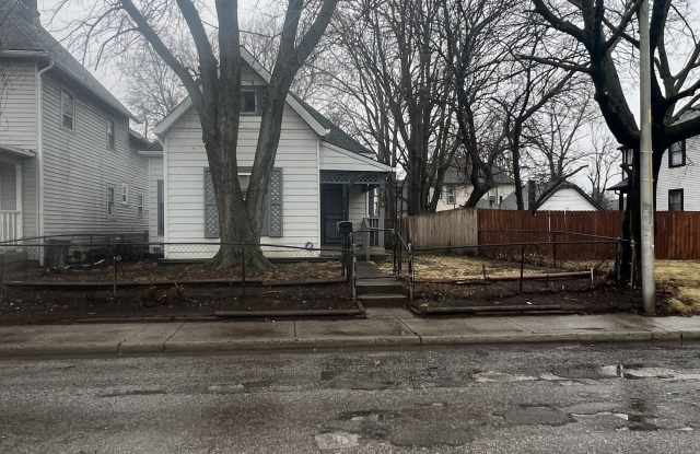 2509 E 10th Street photos photos