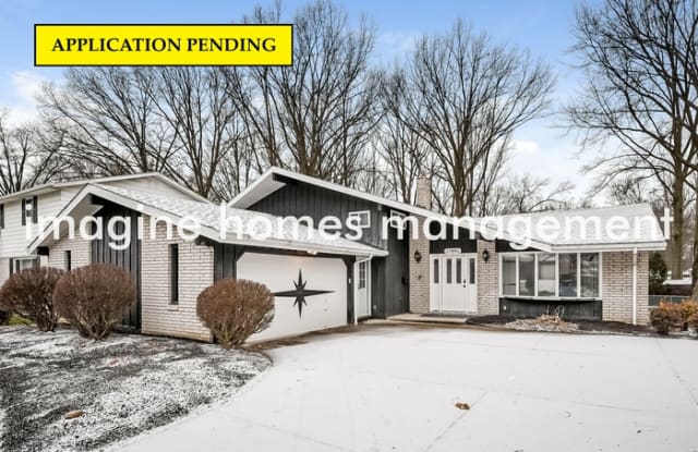 27842 Edgepark Boulevard - 27842 Edgepark Drive, North Olmsted, OH 44070