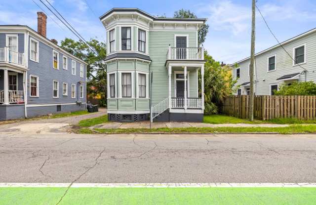 Lower Unit Available May 4 photos photos